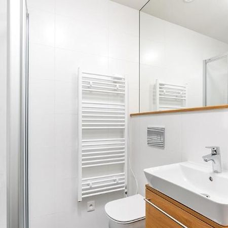 Modern Studio Near Airport And City Centre! Διαμέρισμα Πράγα Εξωτερικό φωτογραφία